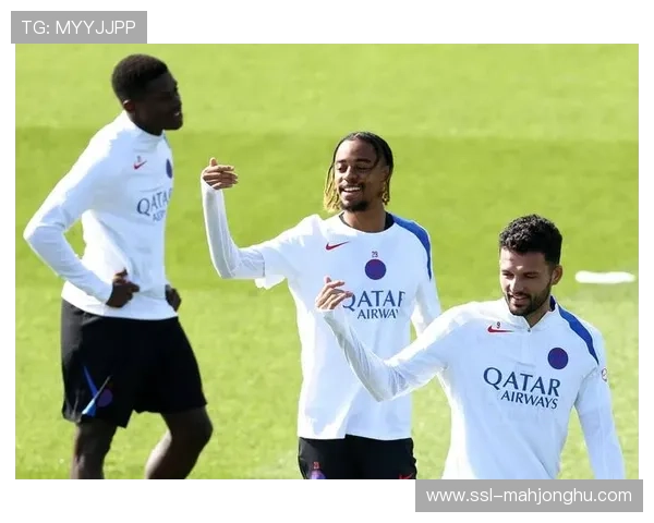 巴黎圣日耳曼右路防守隐患显现，阿什拉夫缺阵影响后续布阵